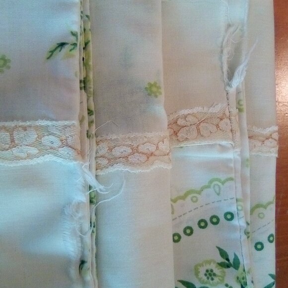 Cutter Linens/Caldwell Pillowcases to Repurpose for Quilts and More - Set of 2 - Picture 3 of 7